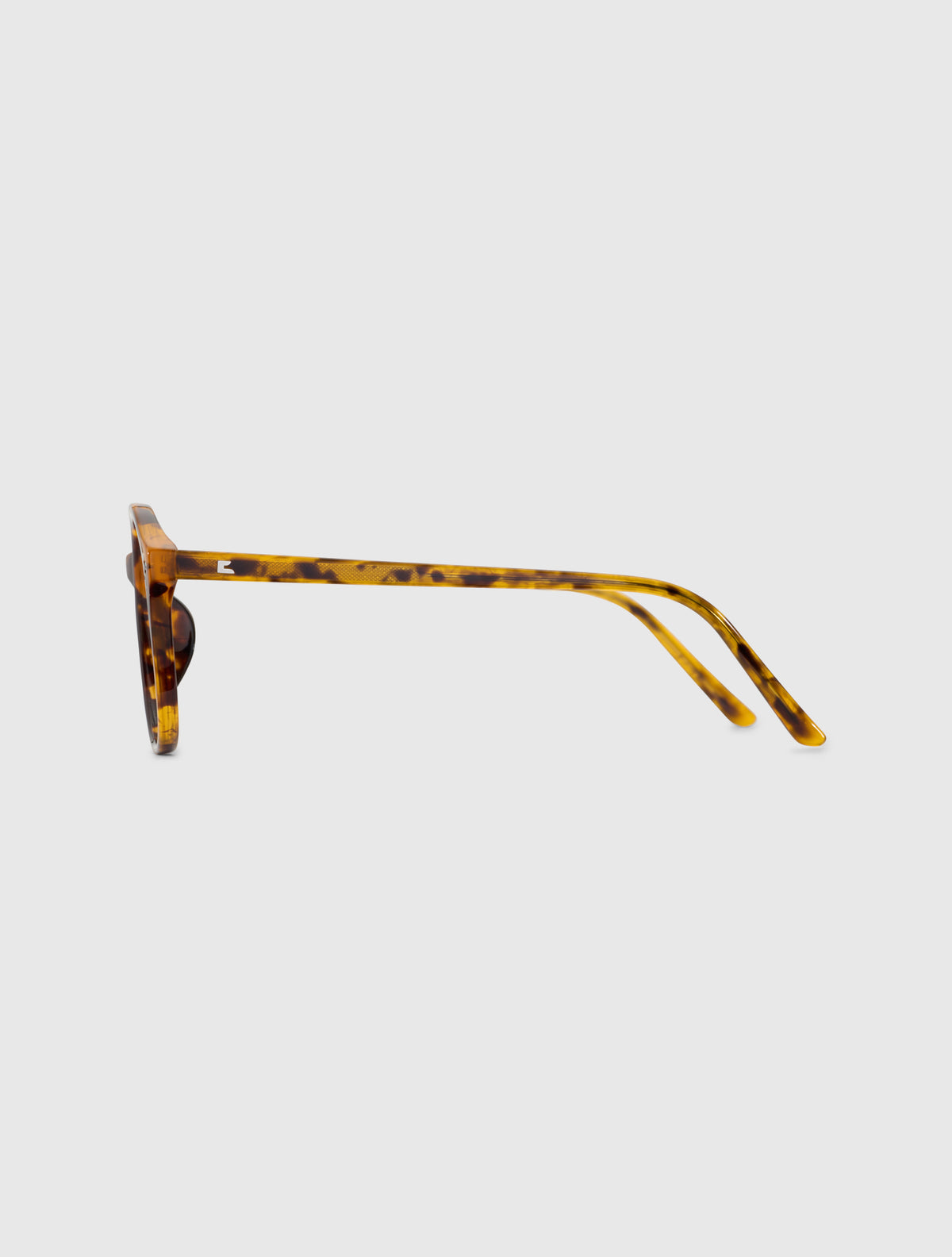 MIKA leopard